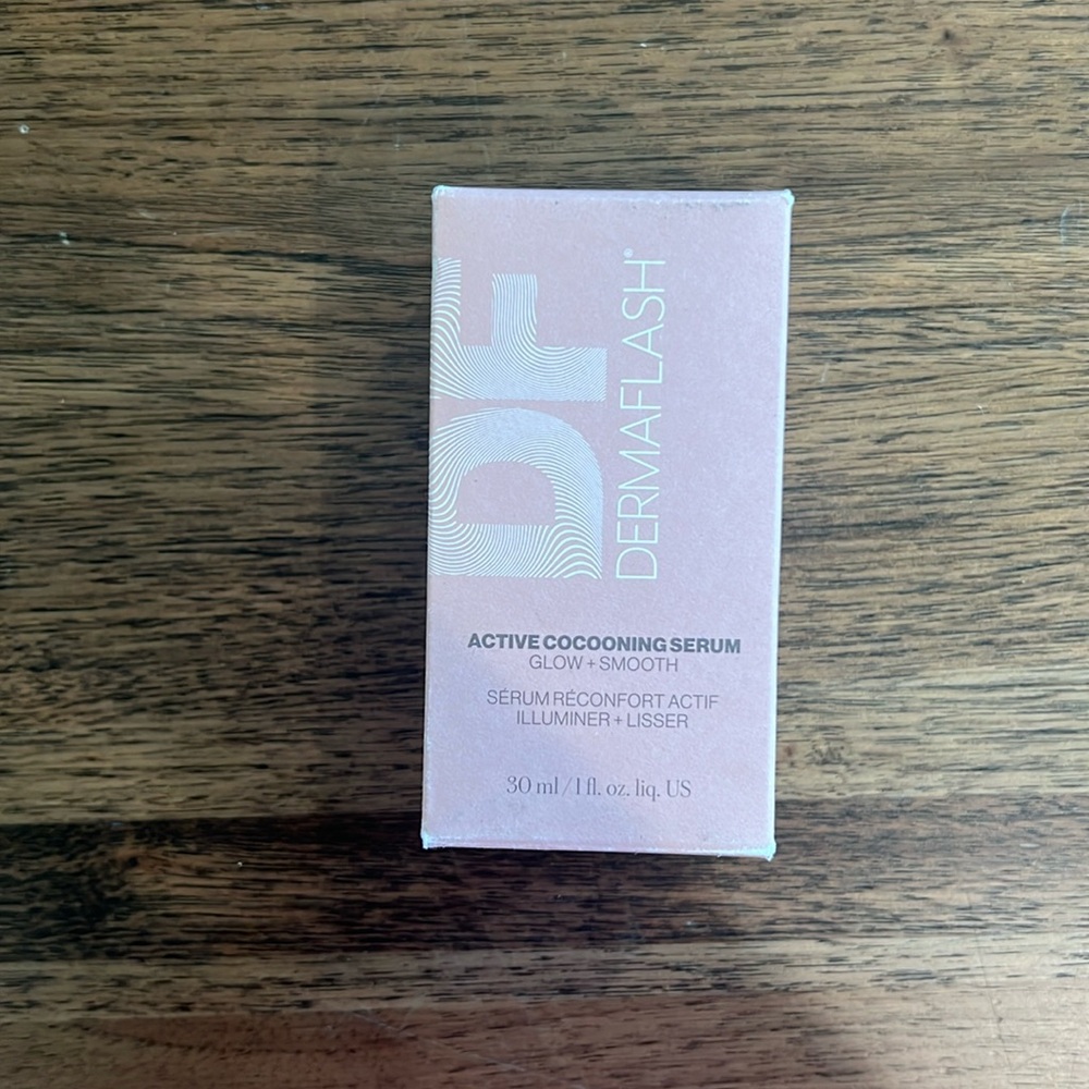 NEW IN BOX DERMAFLASH ACTIVE COCOONING SERUM